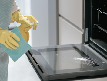 Professional commercial cleaning services available in the GTA
